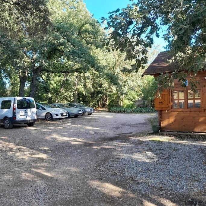 La Cabane En Bois Tourves Екстер'єр фото